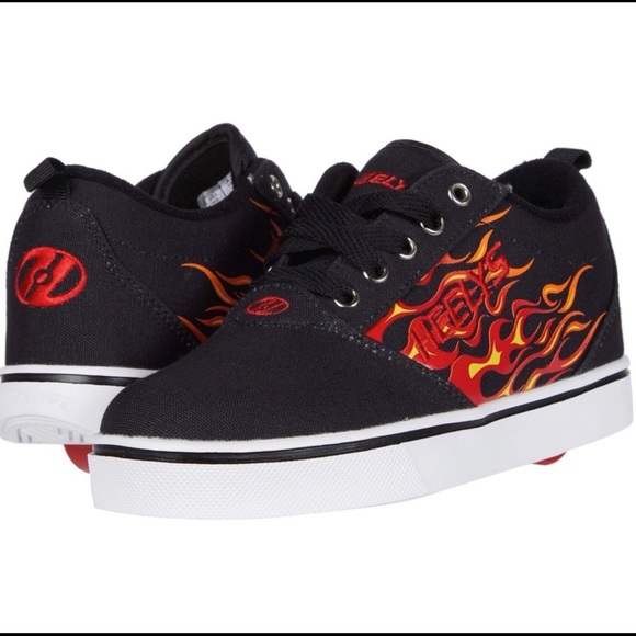 Heelys Other - Heelys Pro 20 Skating Sneakers Kids Size 3 Youth with Cool Flame Detail